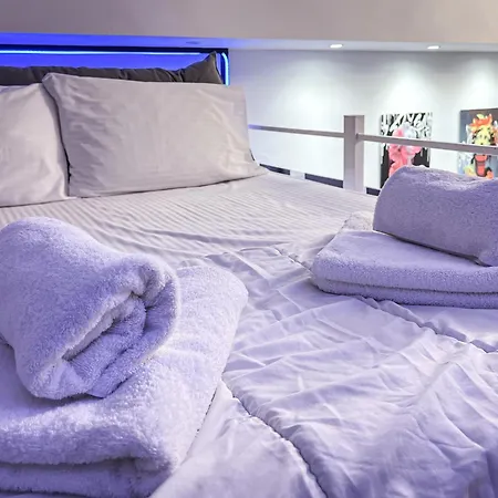 Daidalos Welcome Downtown Loft - Explore Center By Foot - Close To Arch Of Galerius شقة